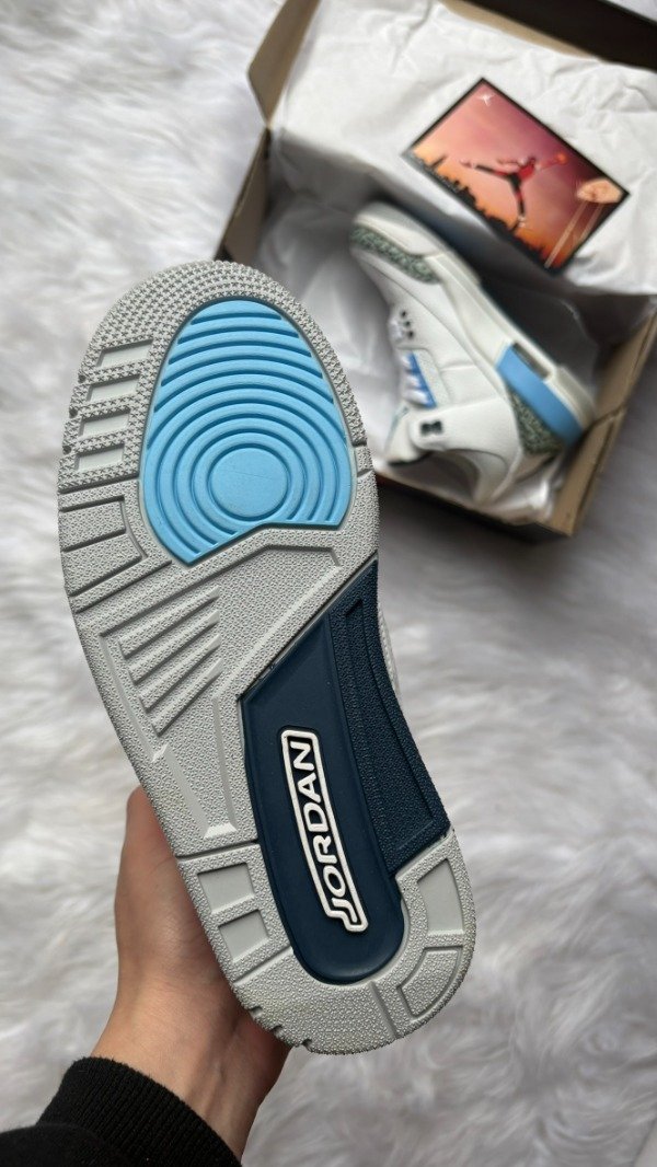 Producto - JORDAN RETRO 3 UNC - 3