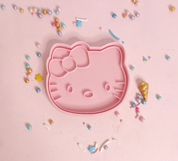 Producto - Cortante 3D con sello Kitty de 8 cm