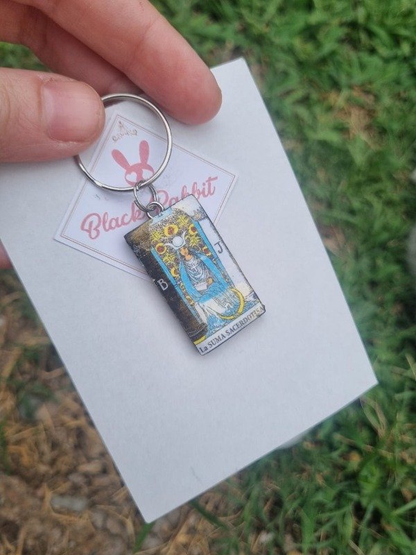 Producto - Llavero Tarot La Suma Sacerdotisa