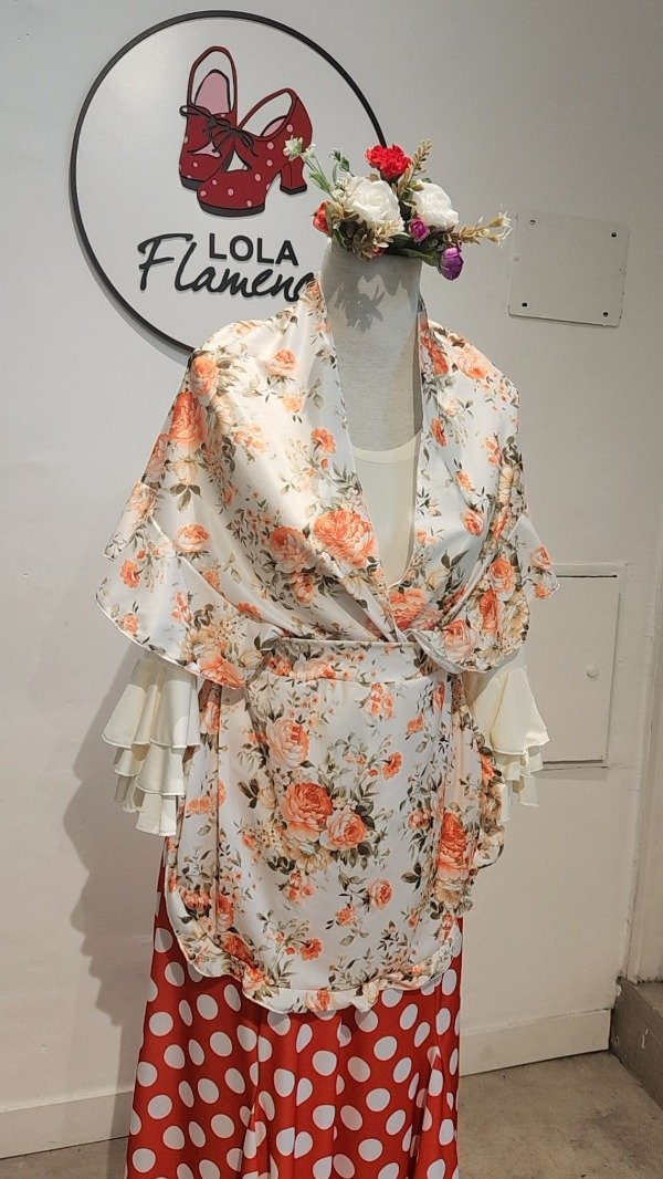 Producto - CONJUNTO DELANTAL Y MANTONCILLO