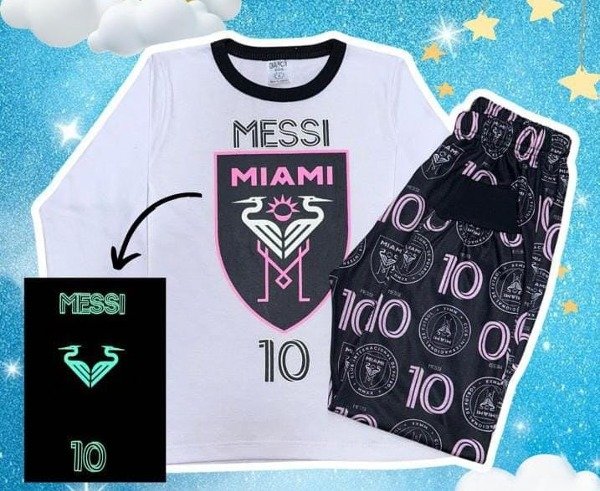 Producto - Pijama Messi 10 (Brilla en la oscuridad)