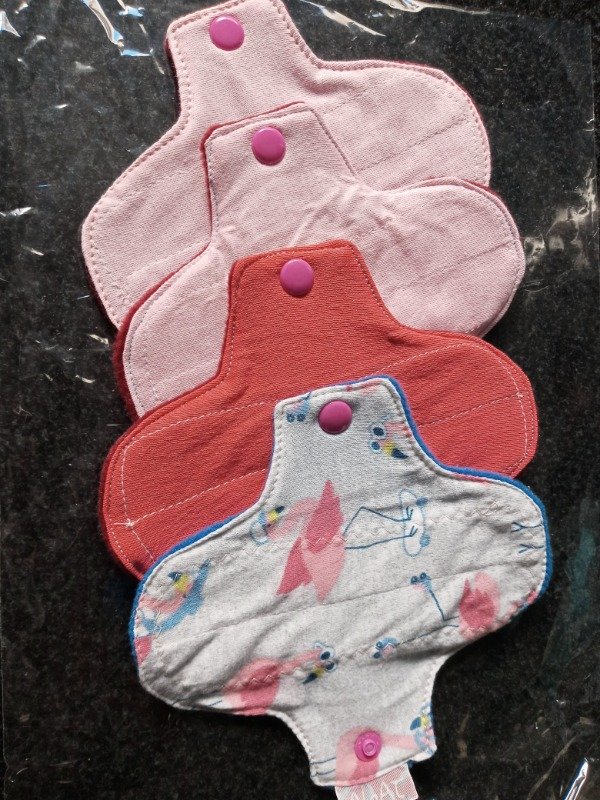 Producto - Protectores Diarios vedetina pack x3u