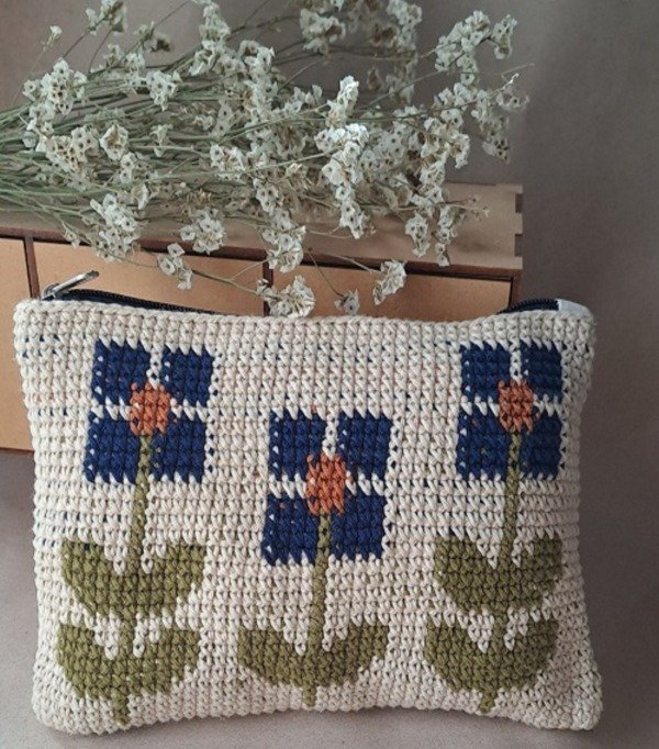 Producto - GUÍA DE TEJIDO "FLORES AZULES" (TAPESTRY CROCHET)