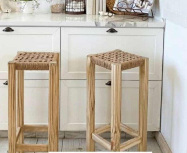 Producto - Taburete Alto Nórdico Alen