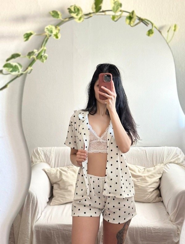 Producto - PIJAMA HAWAI CAMISERO CORTO CON LUNARES BLANCO