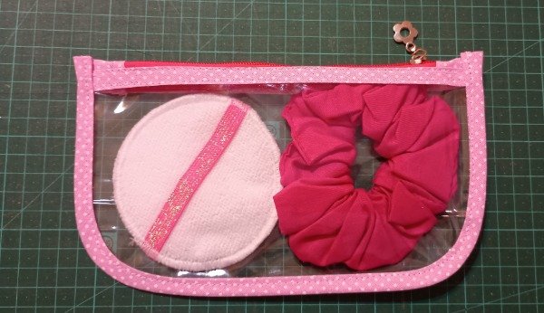 Producto - Sobre cristal - mini neceser - regalo