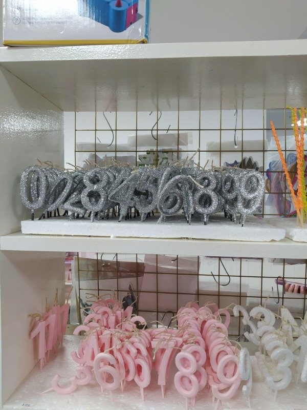 Producto - Velas nro glitter plateado