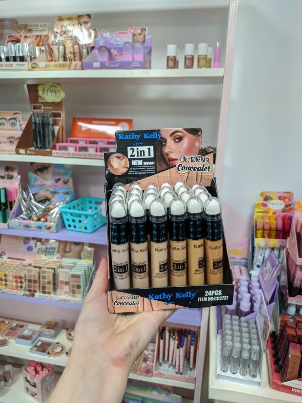 Producto - Corrector con esponjita