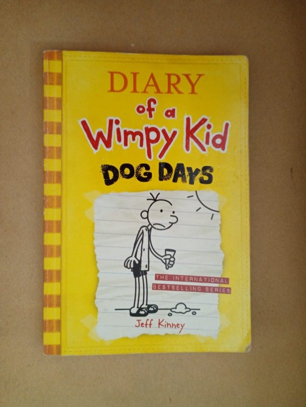 Producto - Diary of a wimpy kid Dog days - Jeff Kinney - Amulet 2009