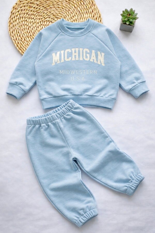 Producto - CONJUNTO MICHIGAN CELESTE (BUZO + PANTALÓN BAGGY)