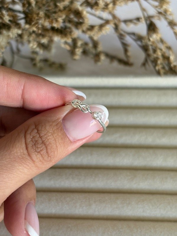 Producto - Anillo infinito y luz plata 925