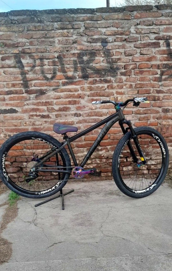 Producto - Bicicleta ABSOLUTE