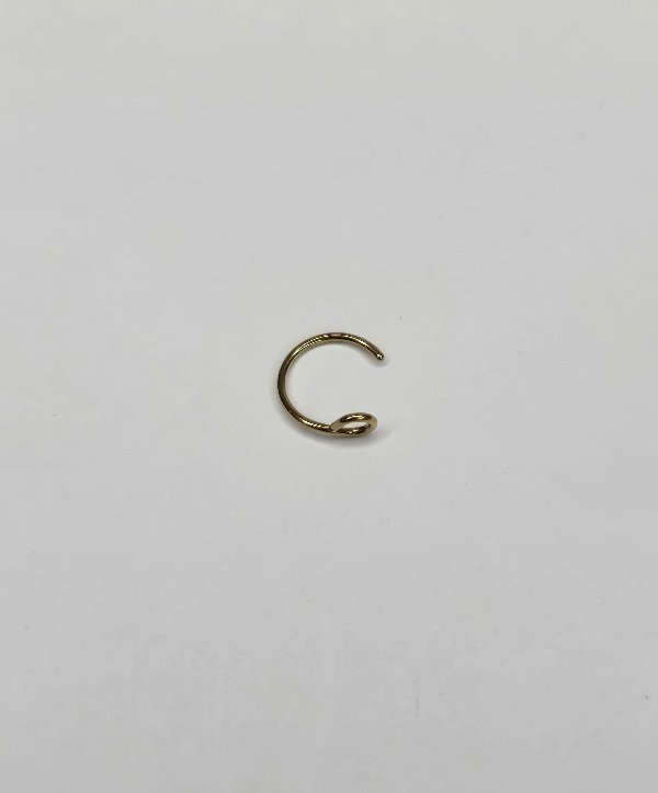 Producto - Falso nostril dorado