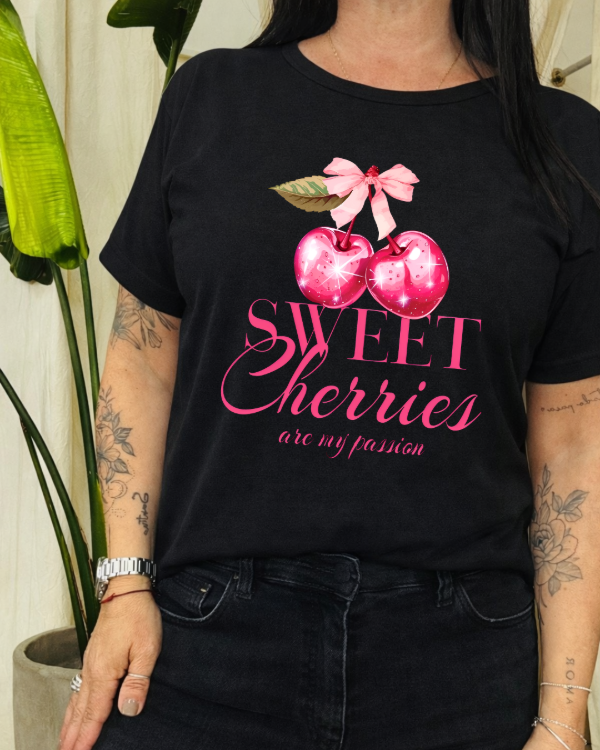 Producto - Remeron Oversize Negro T2 (Sweet Cherries)