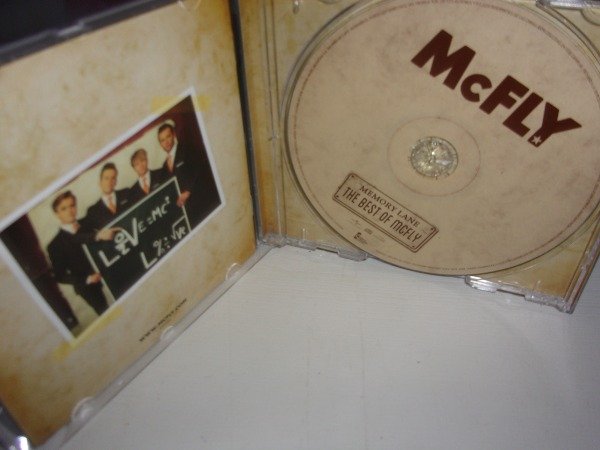 Producto - CD MCFLY MEMORY LANE THE BEST OF MCFLY ARG L51 - 2