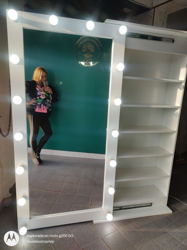 Producto - CORREDIZO REINA