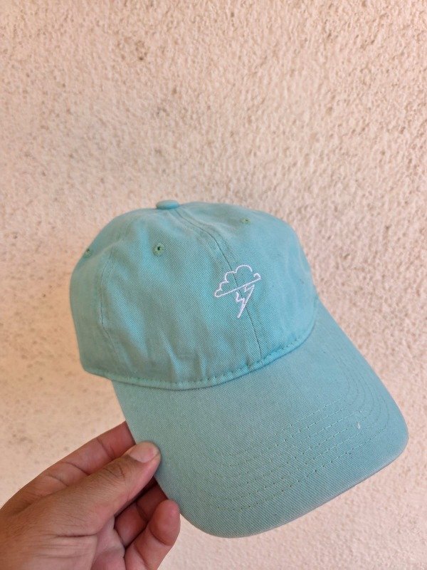 Producto - Gorra NUBE VINTAGE REGULABLE CELESTE