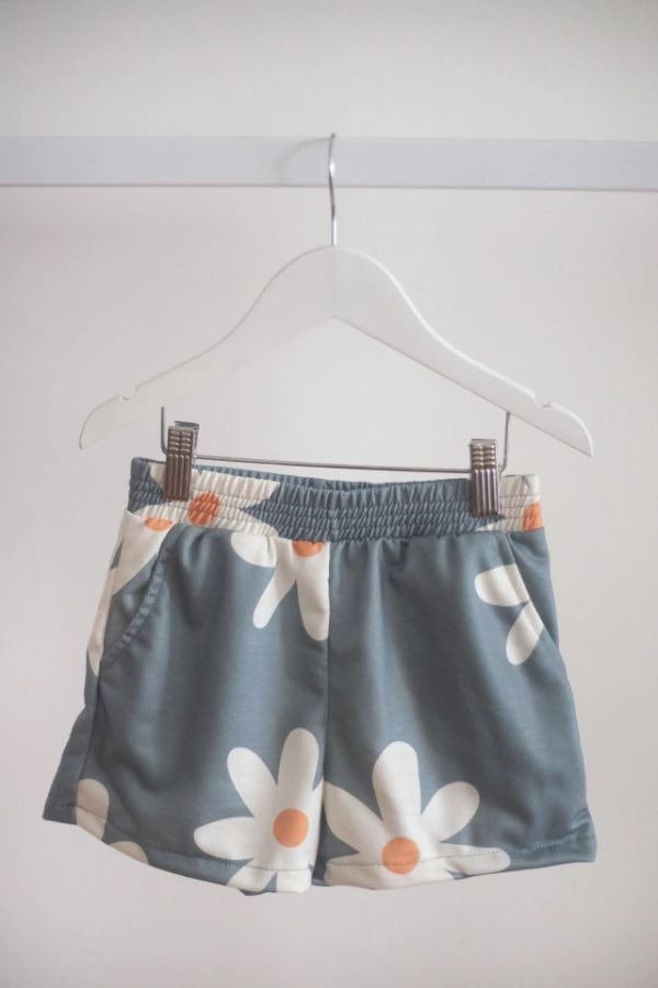 Producto - Short rustico Margaritas Gris