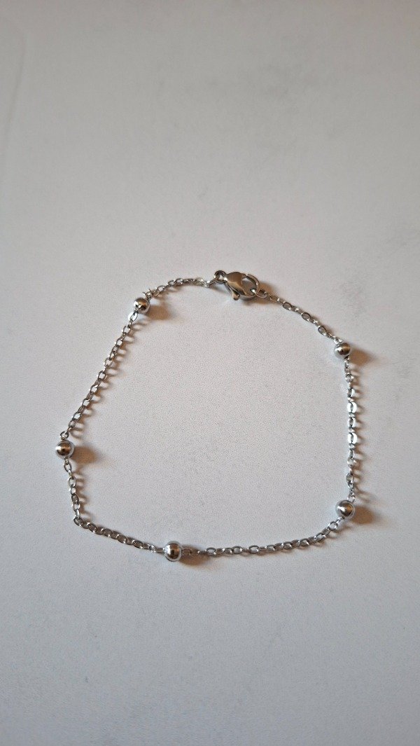 Producto - Pulsera de acero quirurgico pelotitas cinco