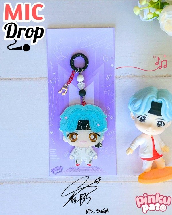 Producto - Llavero Suga Tiny Tan Mic Drop