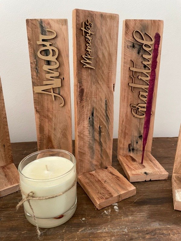 Producto - PORTA SAHUMERIO MADERA