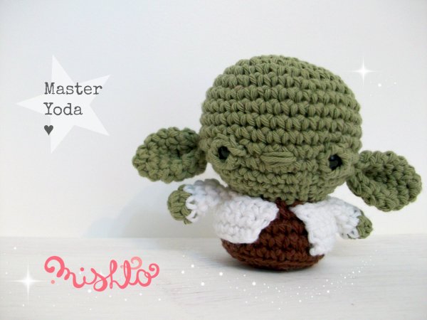 Mini Master Yoda - Patrón en PDF - Universo Cora King