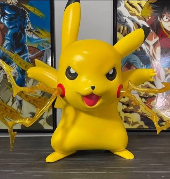 Producto - Pikachu Escala Real