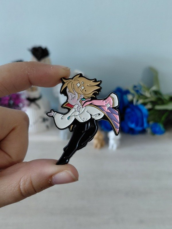 Producto - Pin metalizado - El castillo ambulante #1181