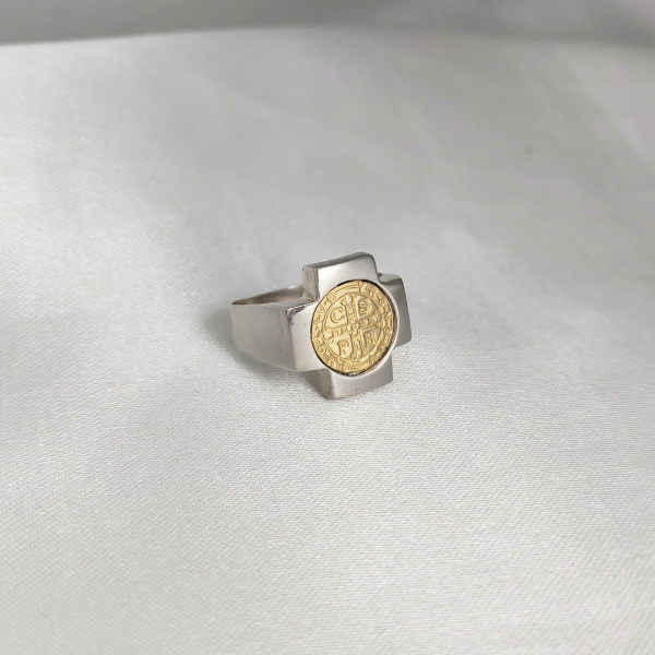 Producto - Anillo Cruz del equilibrio y San Benito Plata y Oro - 5