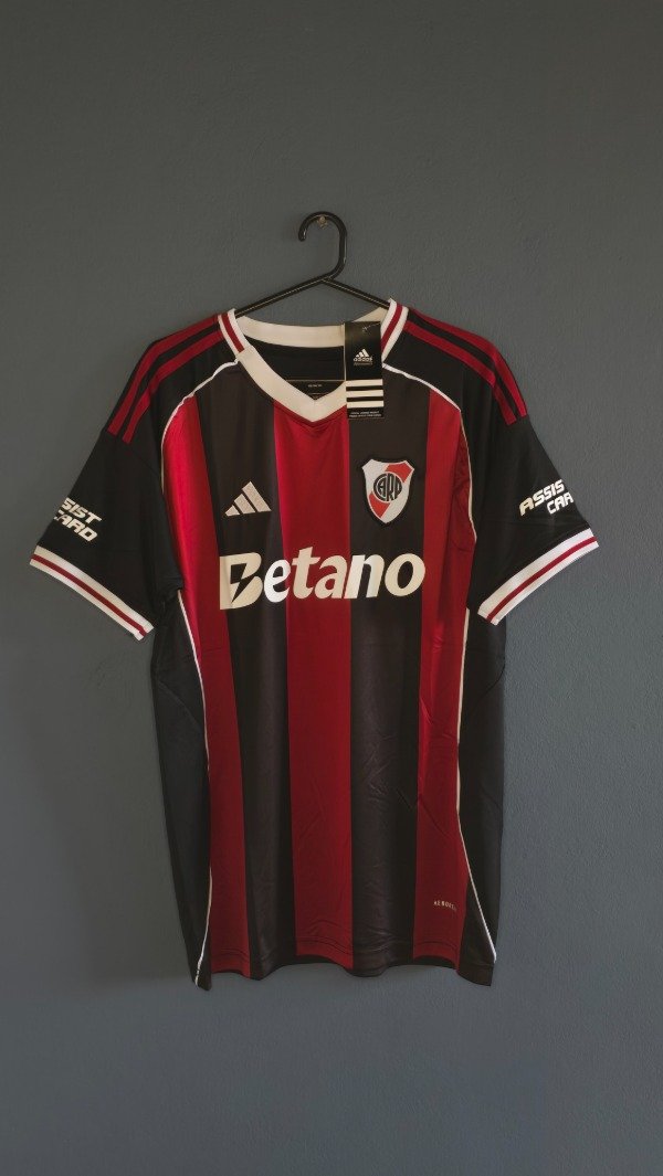 Producto - RIVER PLATE SUPLENTE 2026/27 - IMPORTADO - 0
