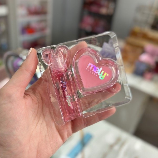 Producto - Kit gloss más bálsamo para labios mely - 1