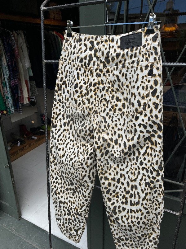 Producto - pantalón Jazmin Chebar