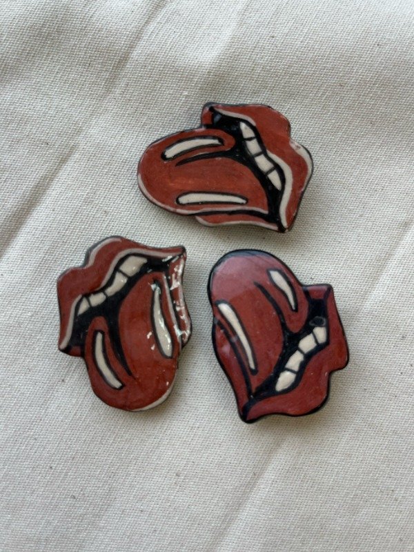 Producto - Pins Lengua 1972