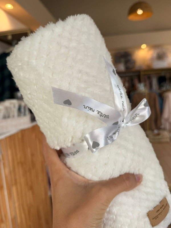 Producto - Manta piel honey crudo