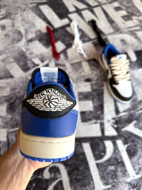 Producto - Jordan Low "Travis Scott Fragment" - 4
