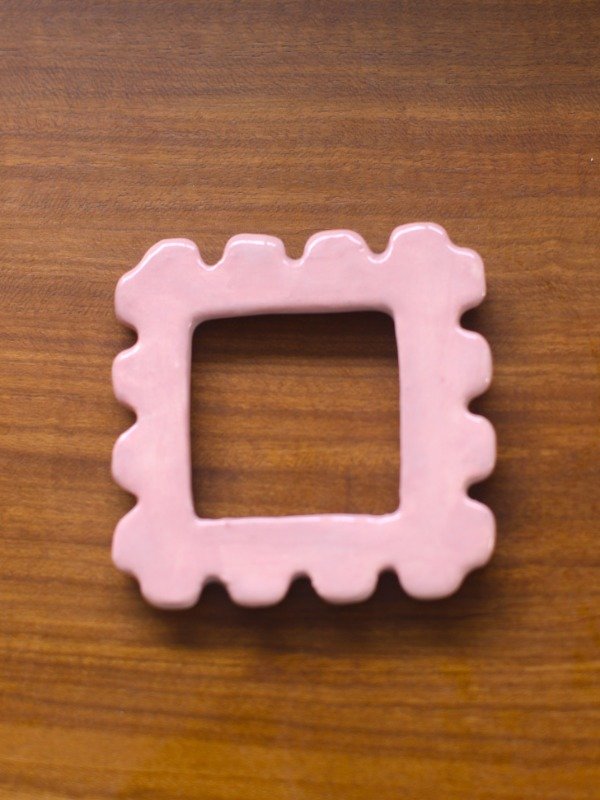 Producto - Imán de cerámica Marco Rosa