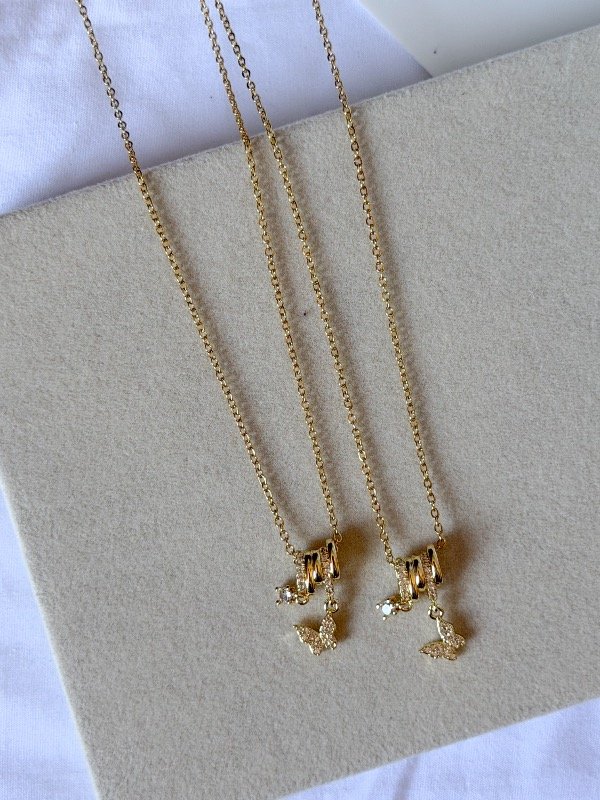 Producto - Collar mariposa colgante-acero dorado
