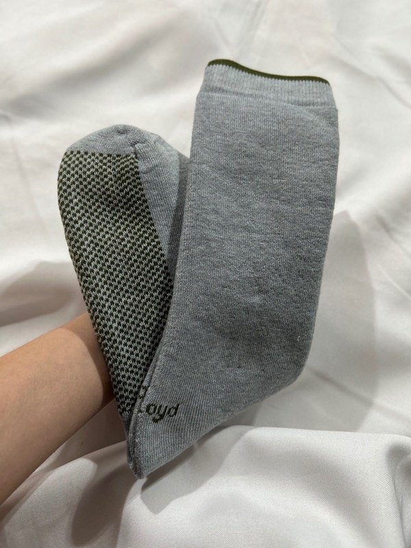 Producto - GRIS CON VERDE TERMICA HOMBRE