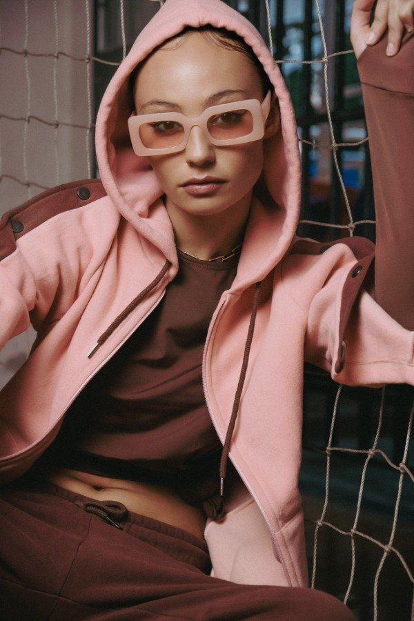 Producto - Campera con botones en mangas