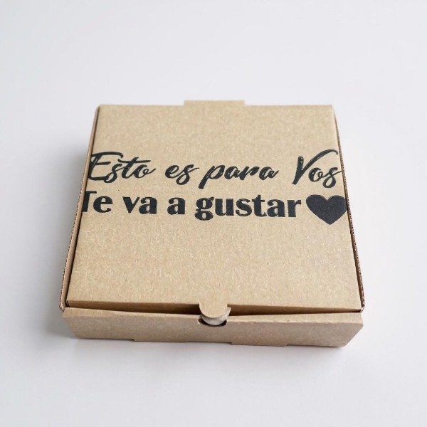 Producto - CAJA PARA REGALO CON FRASE "ESTO ES PARA VOS" 19 CM X 19 CM X 5 CM
