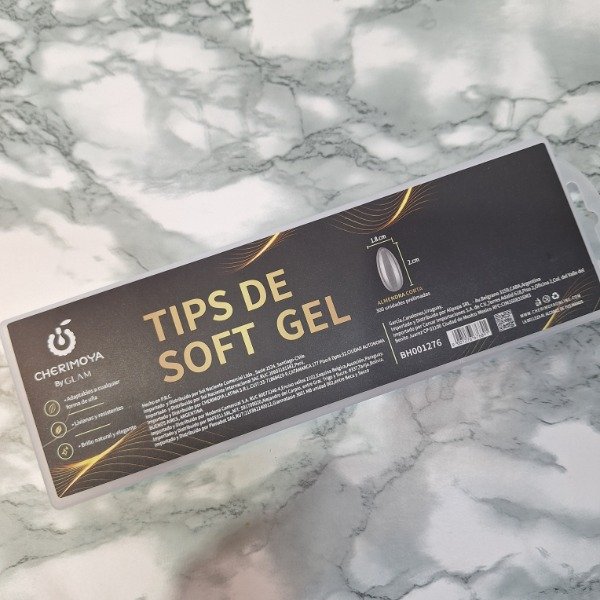Producto - Tips para Soft Gel y Press on Almendra Cortos en blister Cherimoya prelimados - 1