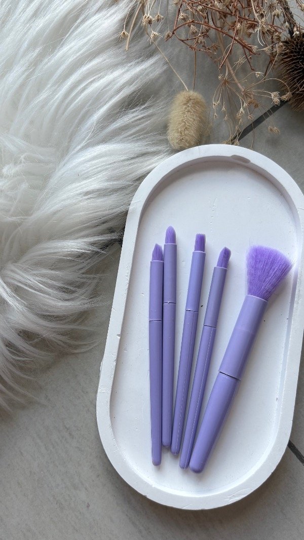Producto - Set de brochas violetas