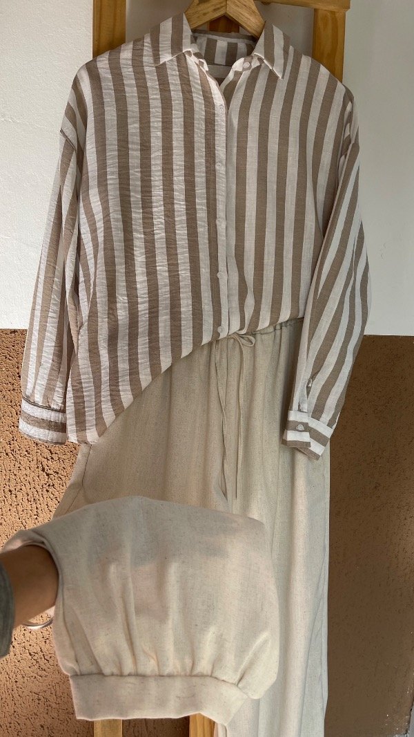 Producto - CAMISA OVERSIZE RAYADA (3 modelos) - 0