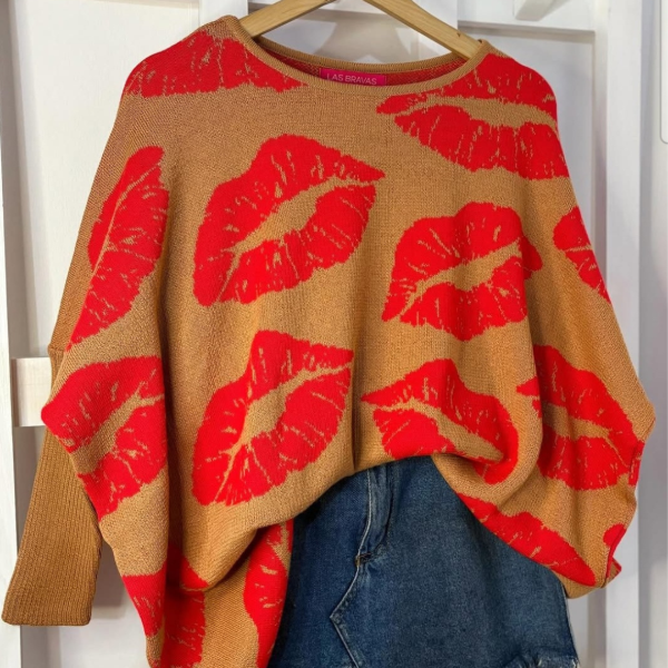 Producto - Sweater besos camel