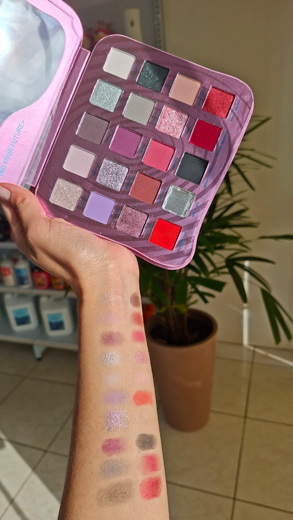 Producto - Siren Valley paleta de sombras Ruby - 1