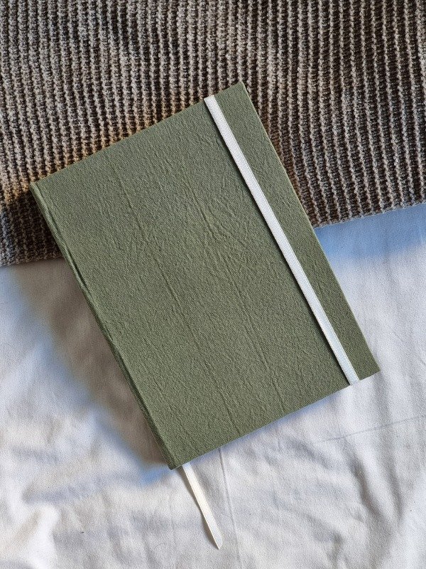 Producto - Cuaderno verde musgo