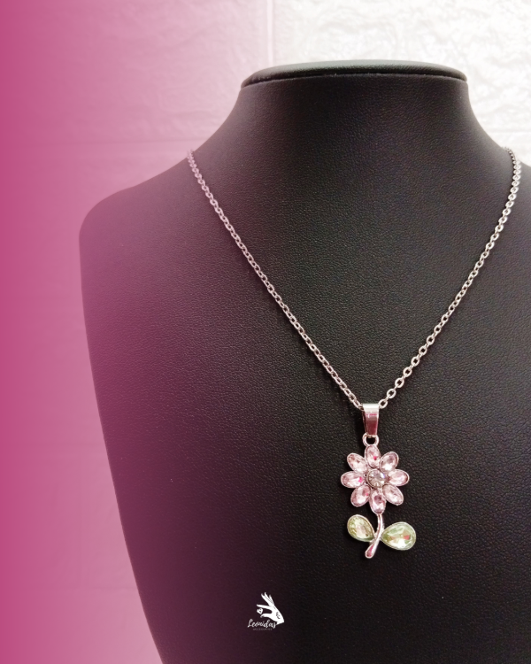 Producto - COLLAR FLOR IMITACIÓN SW