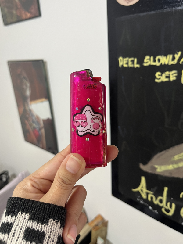 Producto - Encendedor grande Mi Flow 2000 Girlie