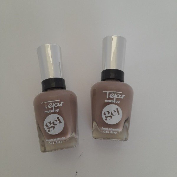 Producto - Esmalte Gel tejar