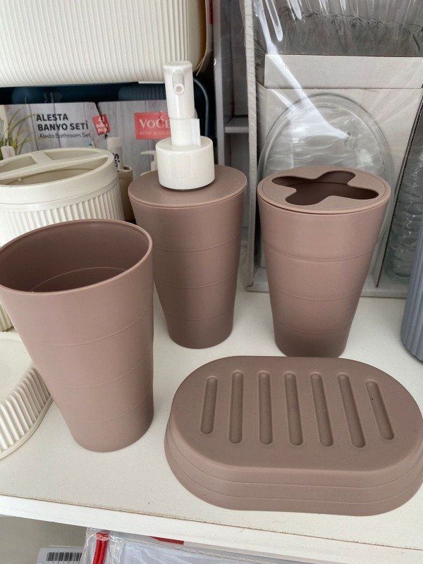 Producto - Set accesorios baño plástico. 4 piezas